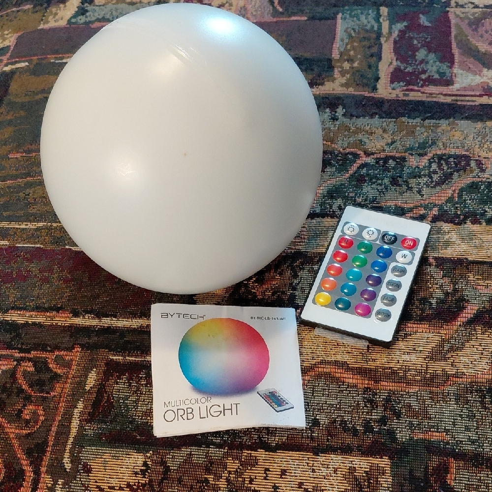 White Multicolor Orb Light with Remote